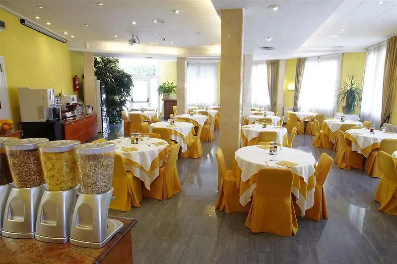 Hotel Girona Nord 萨里亚德泰尔