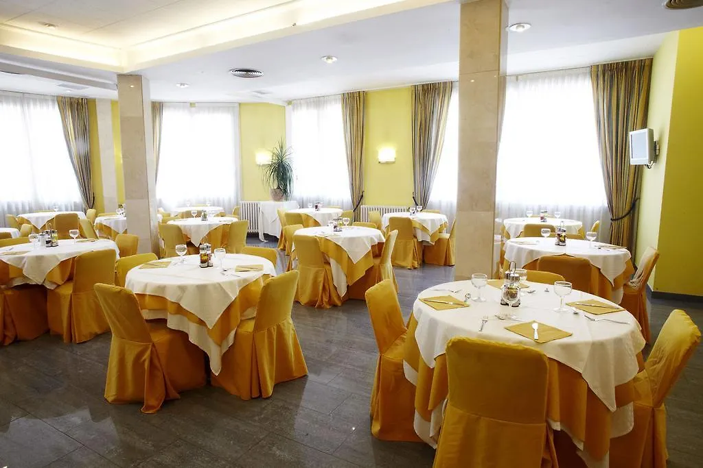 Hotel Girona Nord 萨里亚德泰尔
