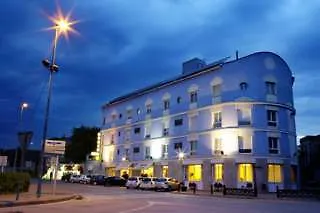 Hotel Girona Nord 萨里亚德泰尔 2*,  西班牙